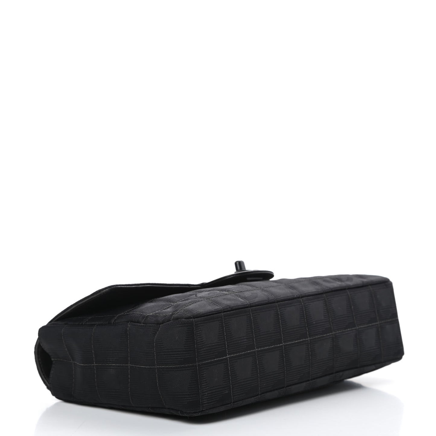 Nylon Medium Travel Flap Black