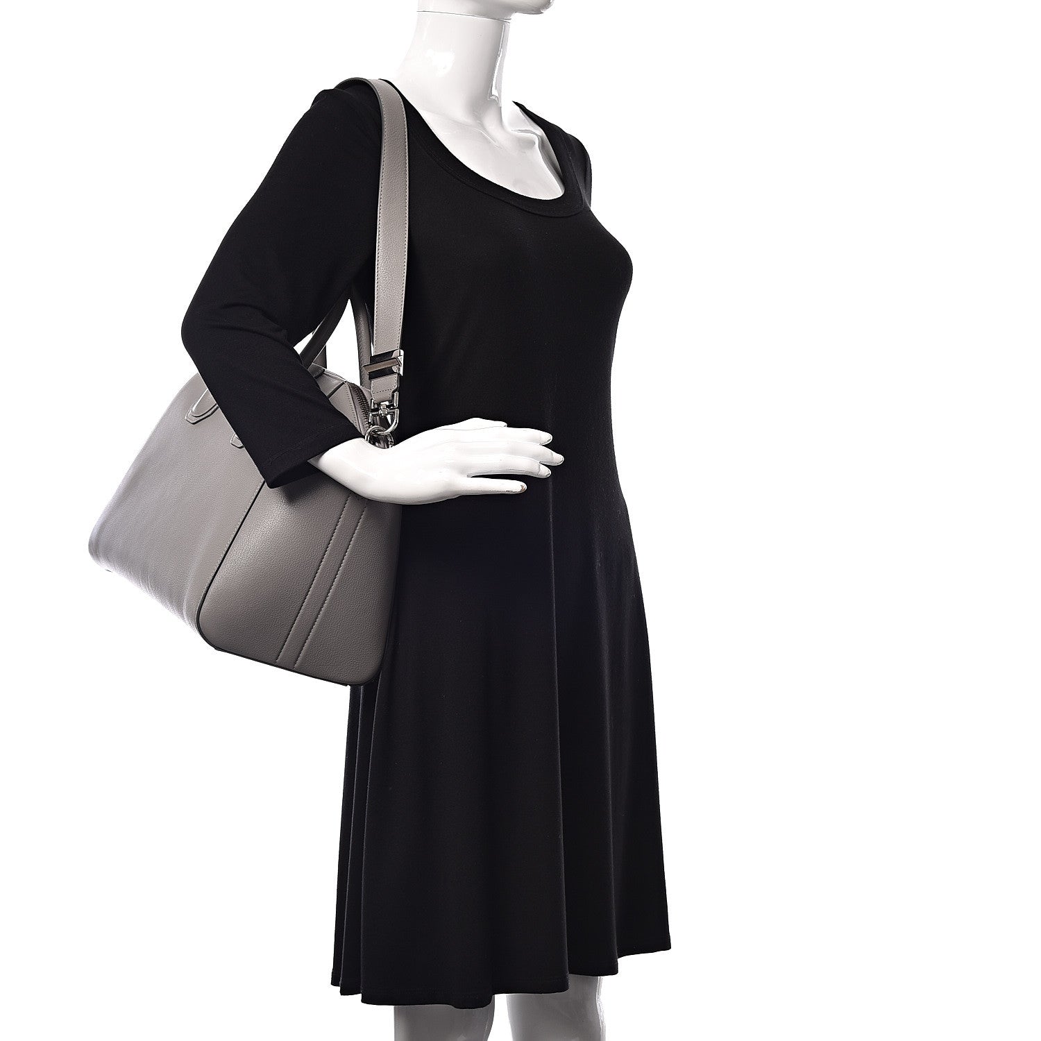 Givenchy Sugar Goatskin Medium Antigona Pearl Grey 2 of 12