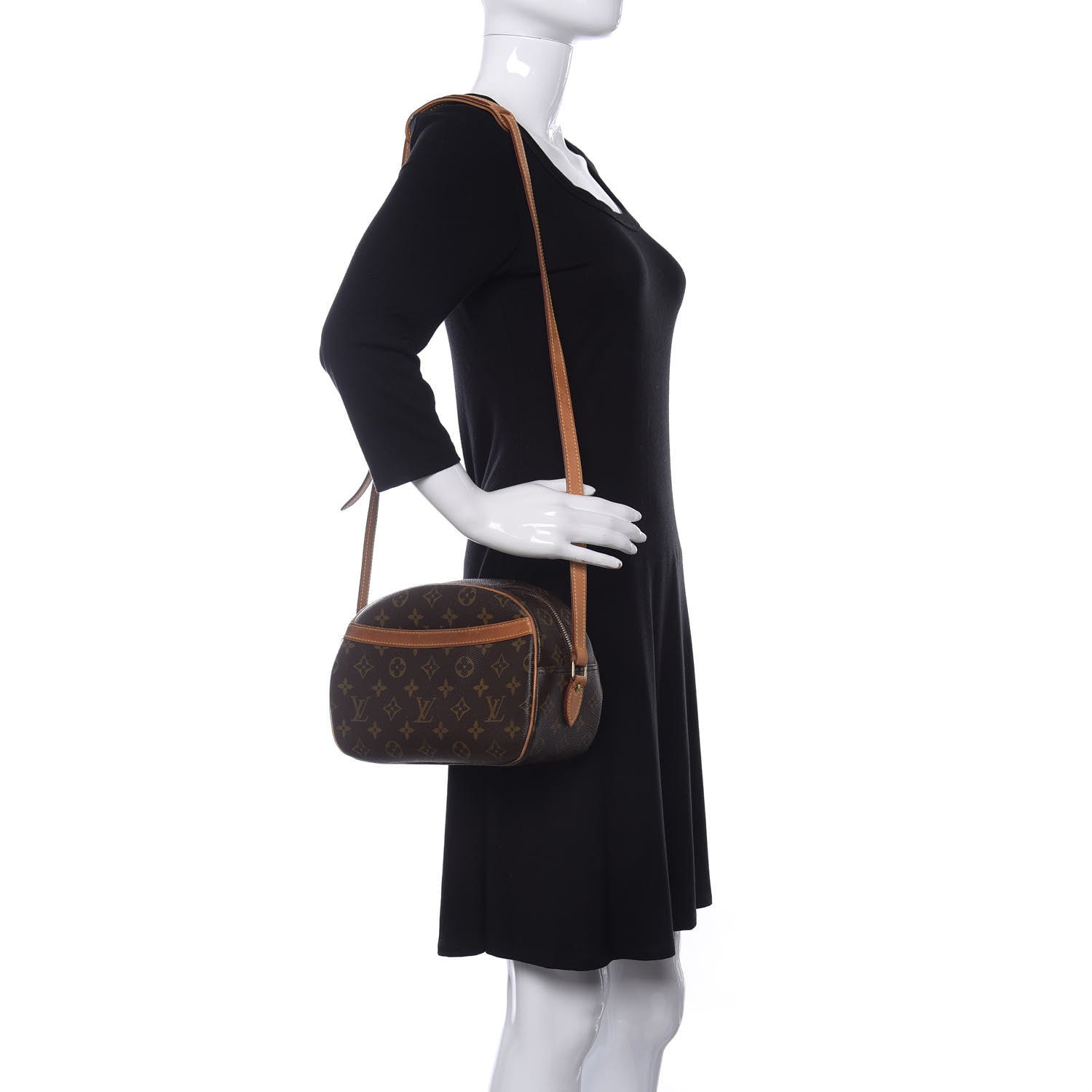 Louis Vuitton Monogram Blois 2 of 9