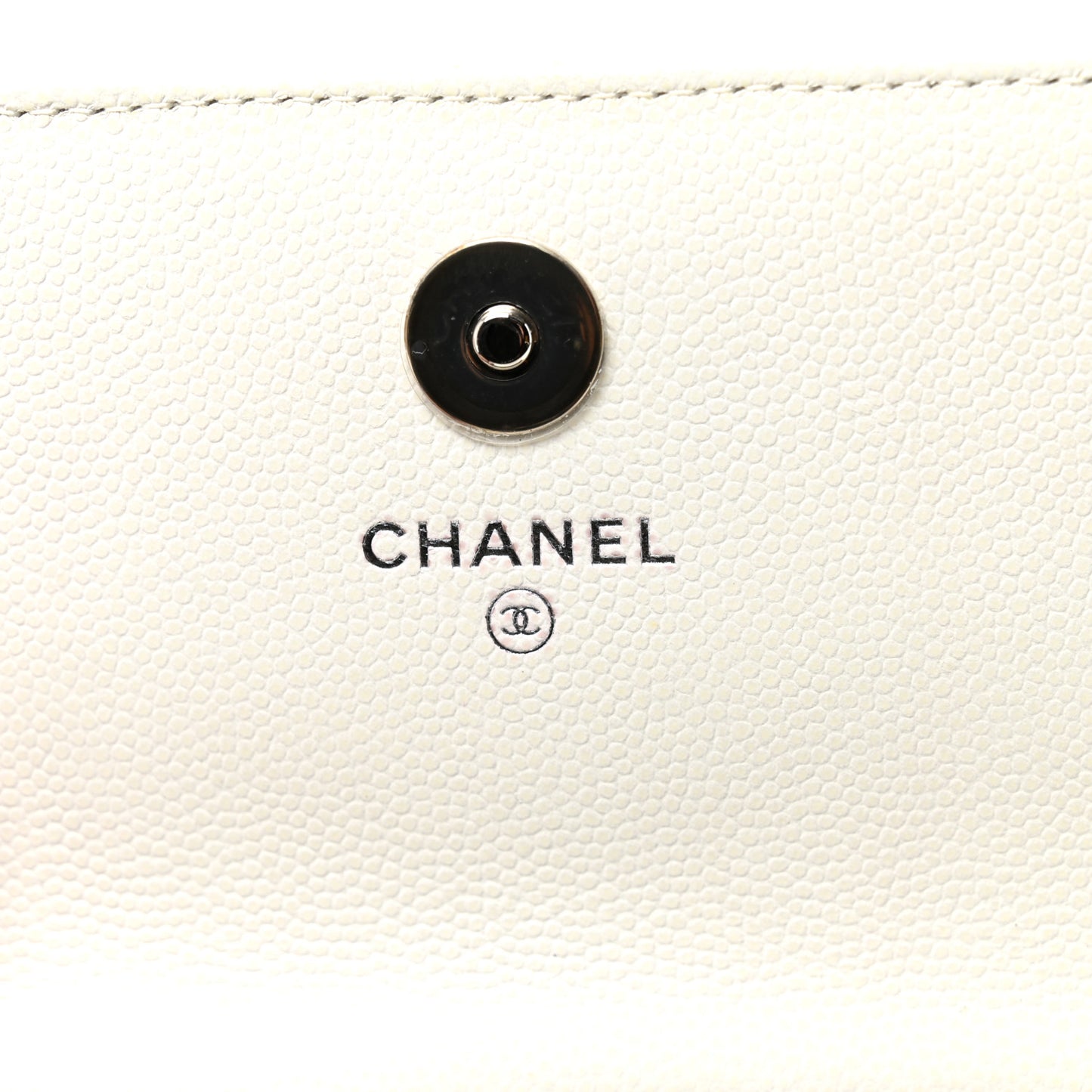 Caviar Quilted My Everything Belt Flap Card Holder White