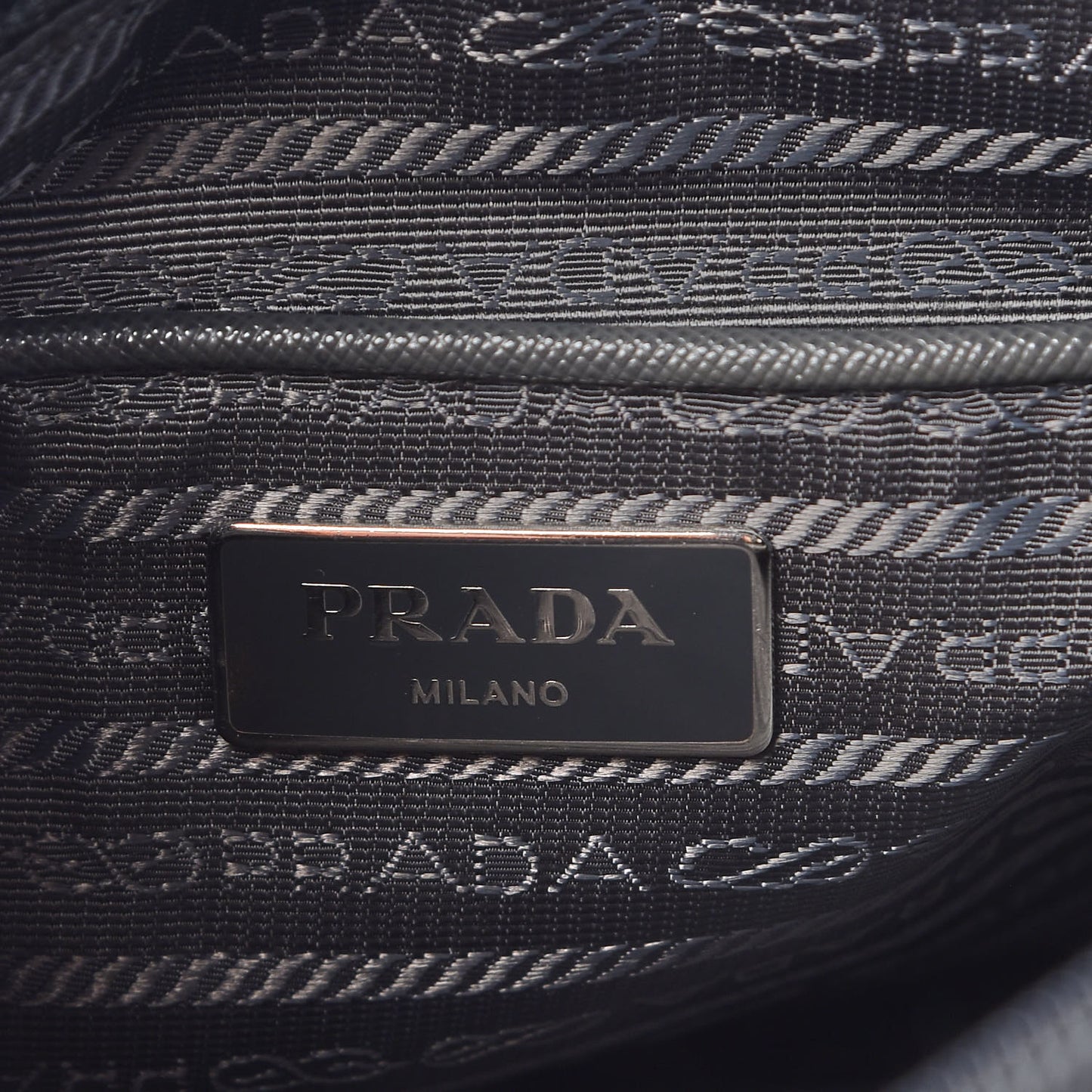 Tessuto Nylon Vela Messenger Bag Grey
