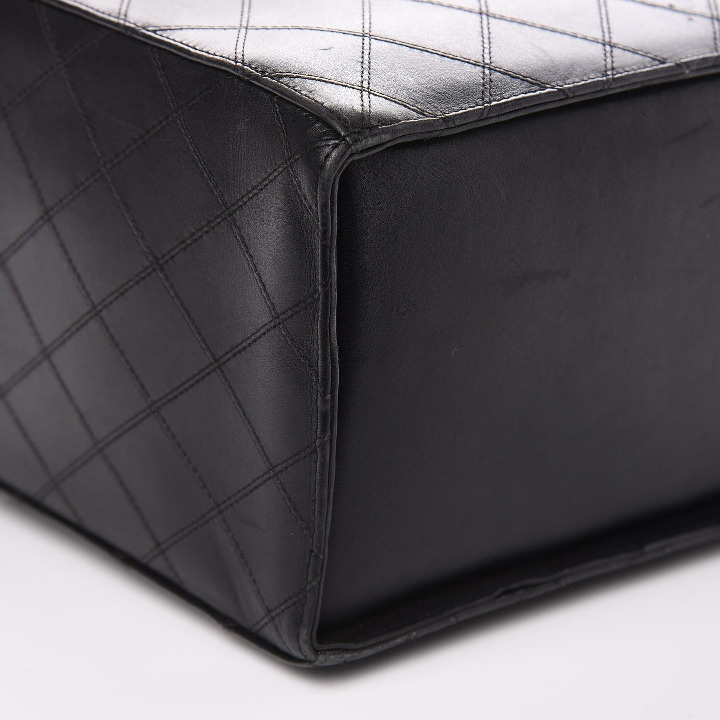 Calfskin Stitch Vanity Case Black