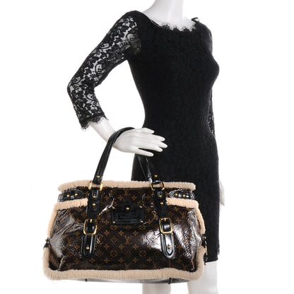 Louis Vuitton Patent Monogram Shearling Sac Thunder 2 of 7