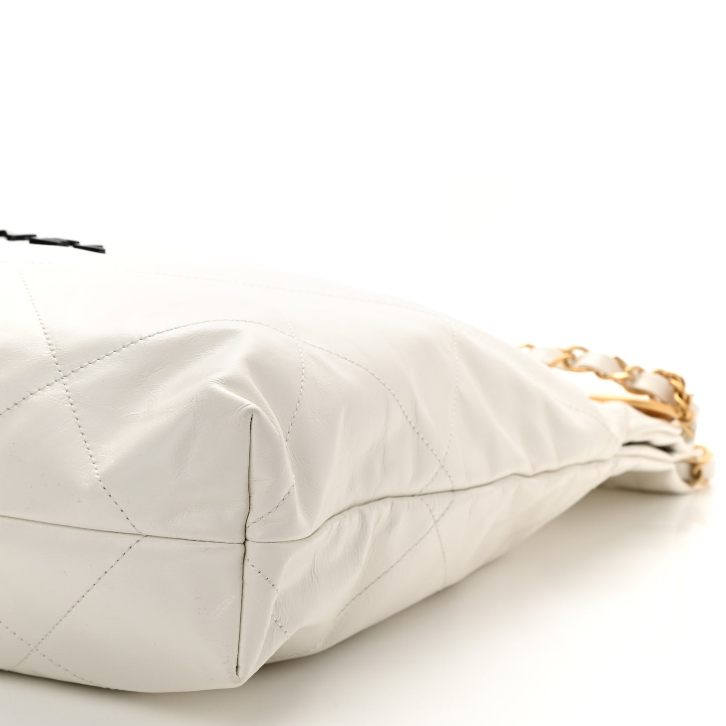 Calfskin Quilted Chanel 22 White
