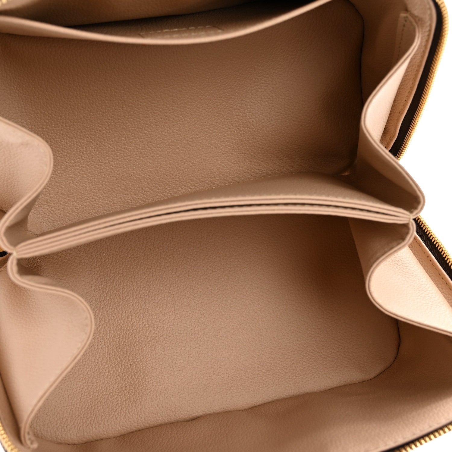 Louis Vuitton Monogram Toiletry Bag 5 of 9
