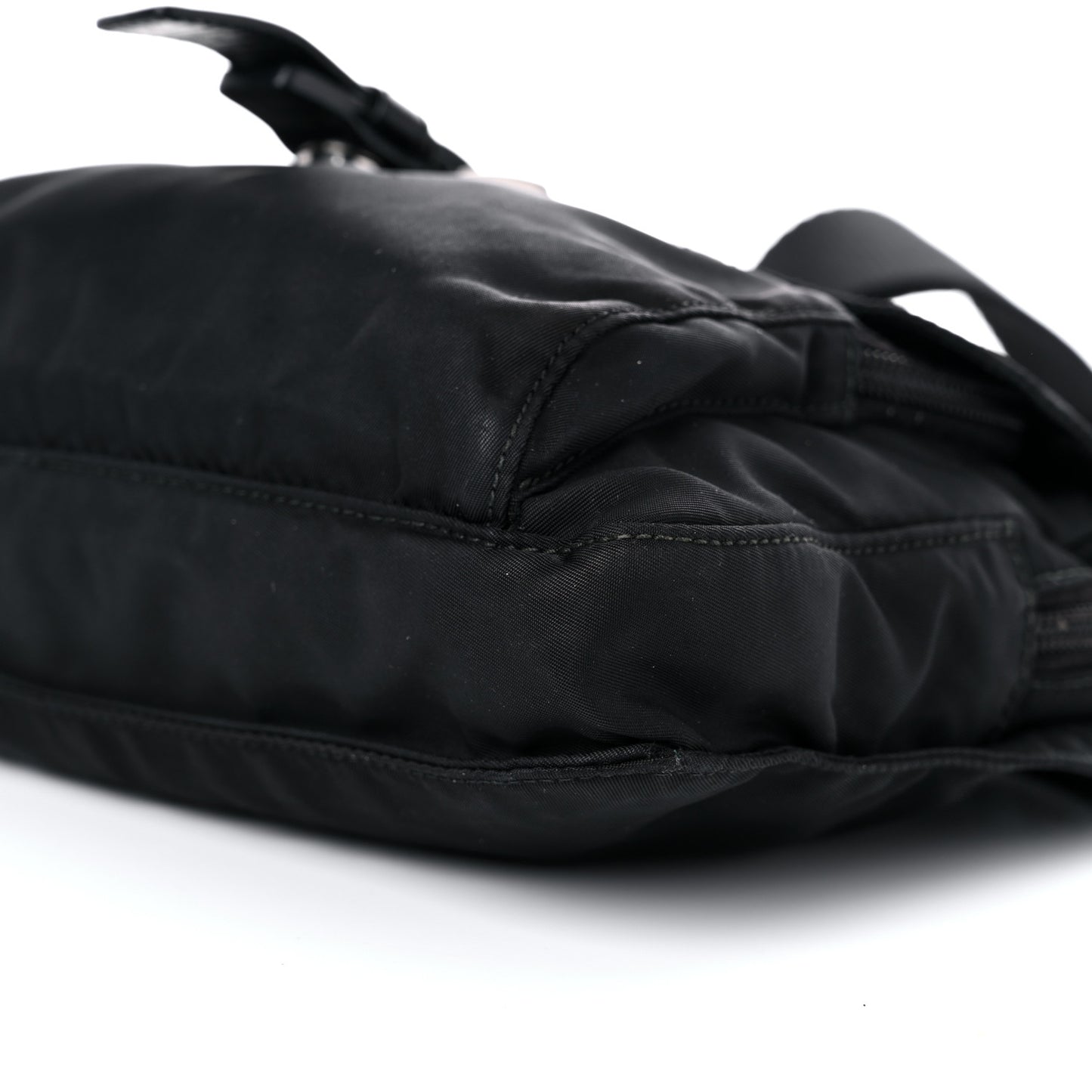 Nylon Messenger Bag Black