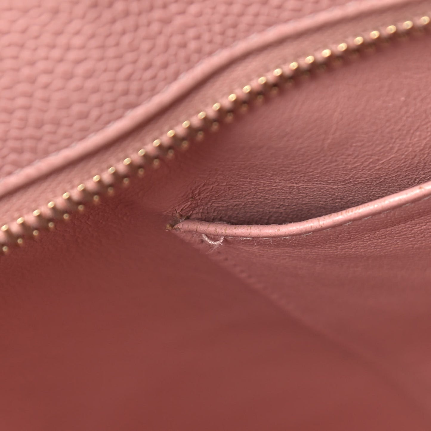 Caviar Medallion CC Tote Light Pink