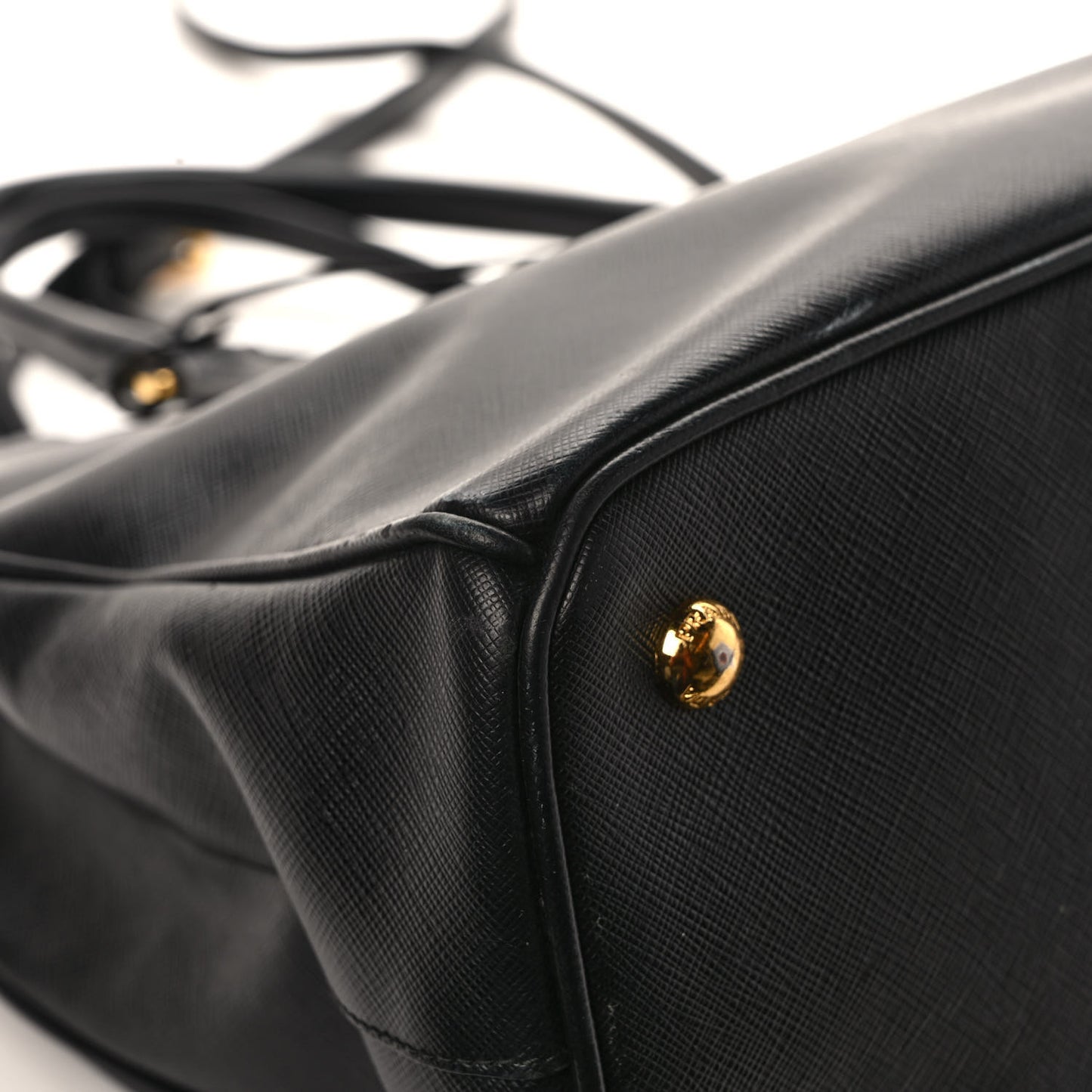 Saffiano Lux Medium Tote Black