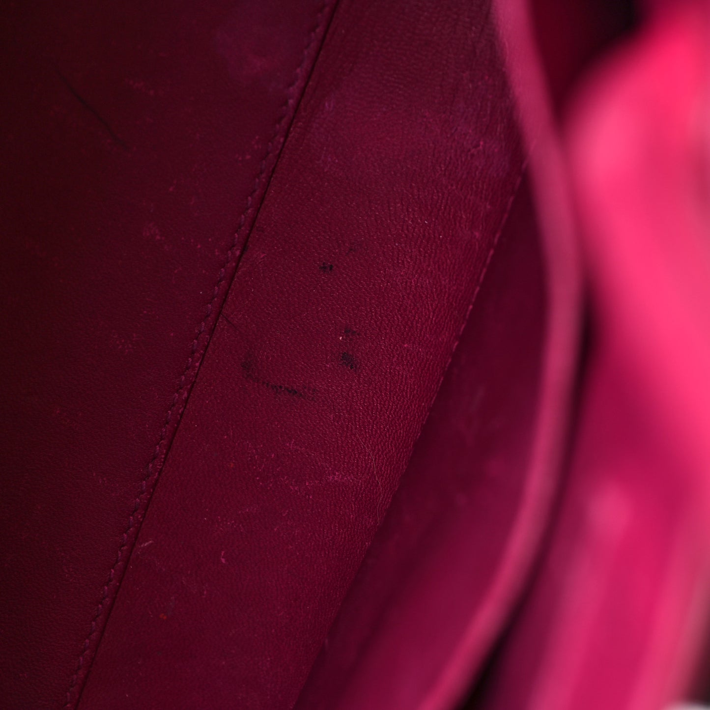 Bullcalf Medium Diorever Flap Fuschia