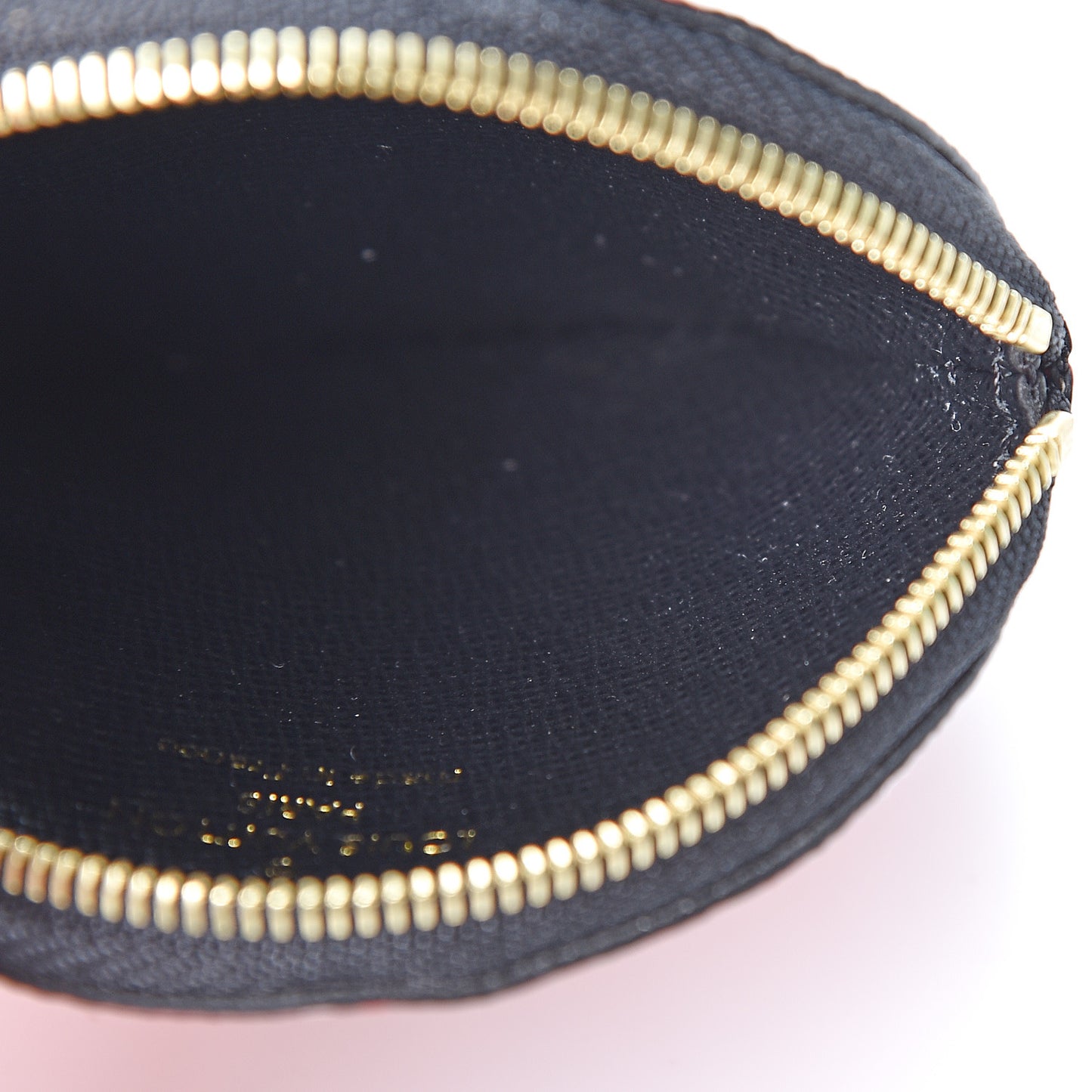 Monogram Giant Crafty Round Coin Purse Creme Rouge