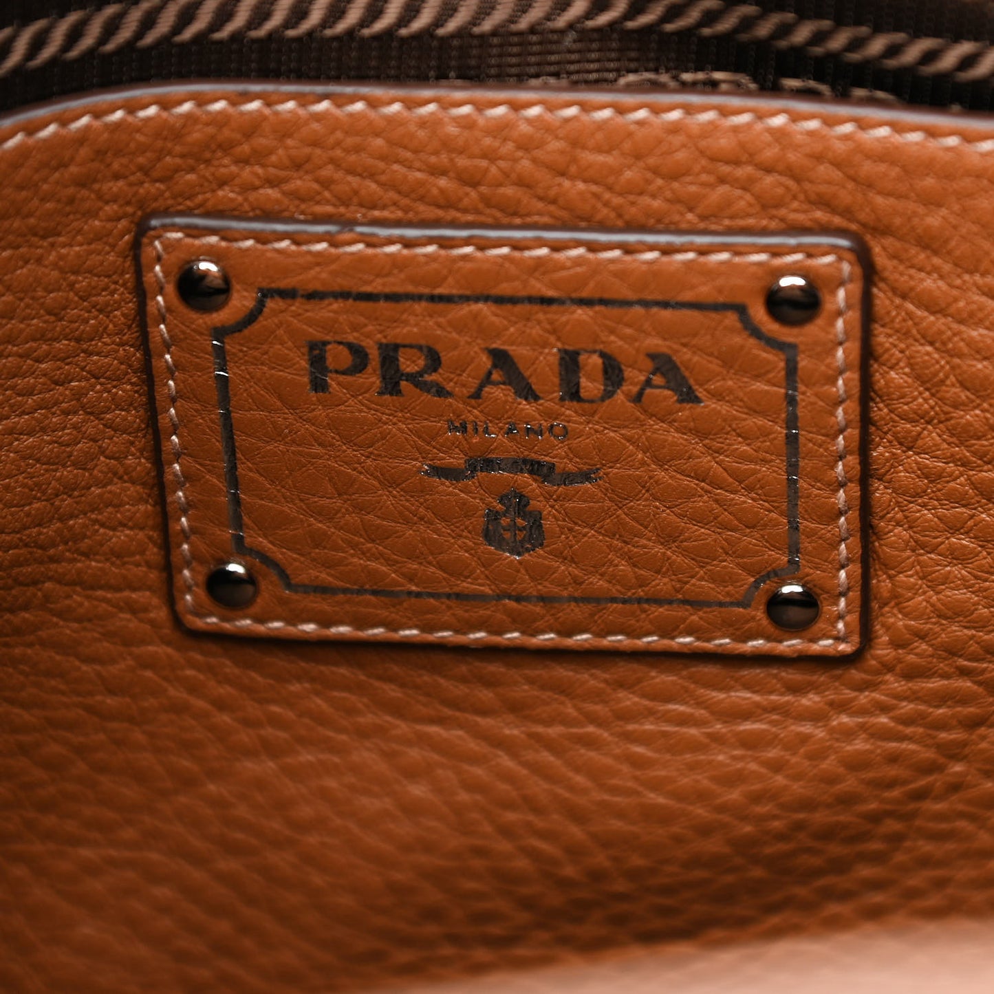 Vitello Phenix Hobo Cannella