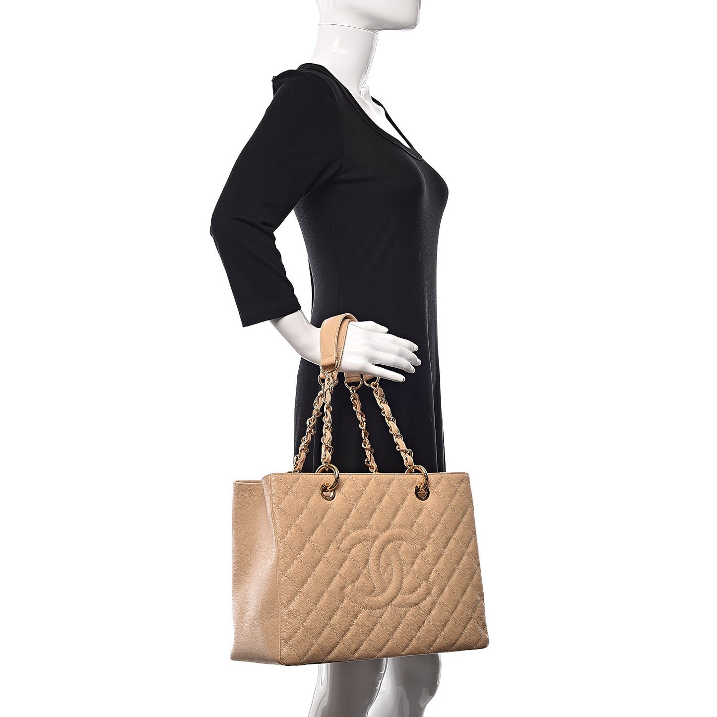 Caviar Quilted Grand Shopping Tote GST Beige Clair