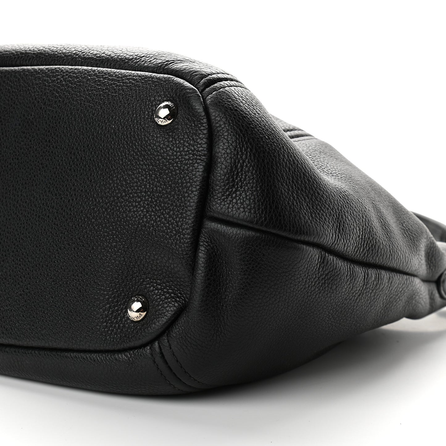 Vitello Daino Hobo Black