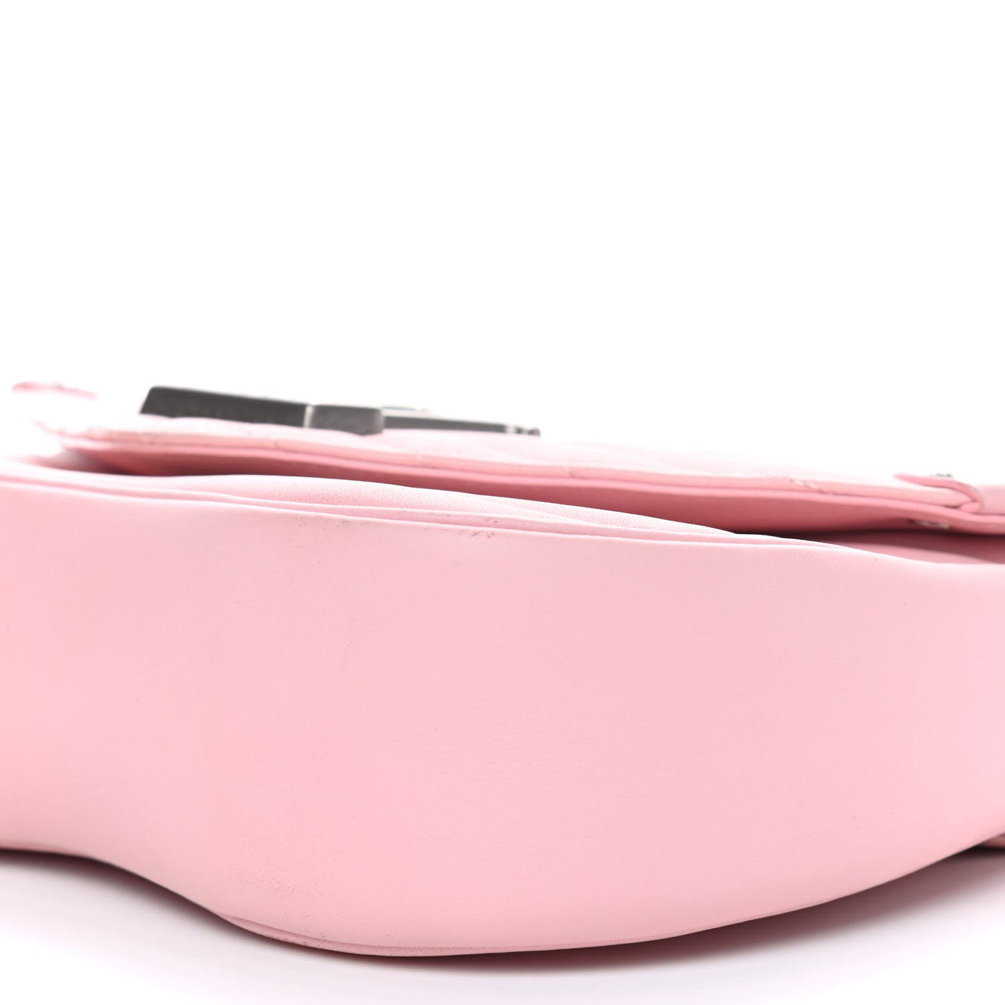 Calfskin New Wave Chain MM Smoothie Pink