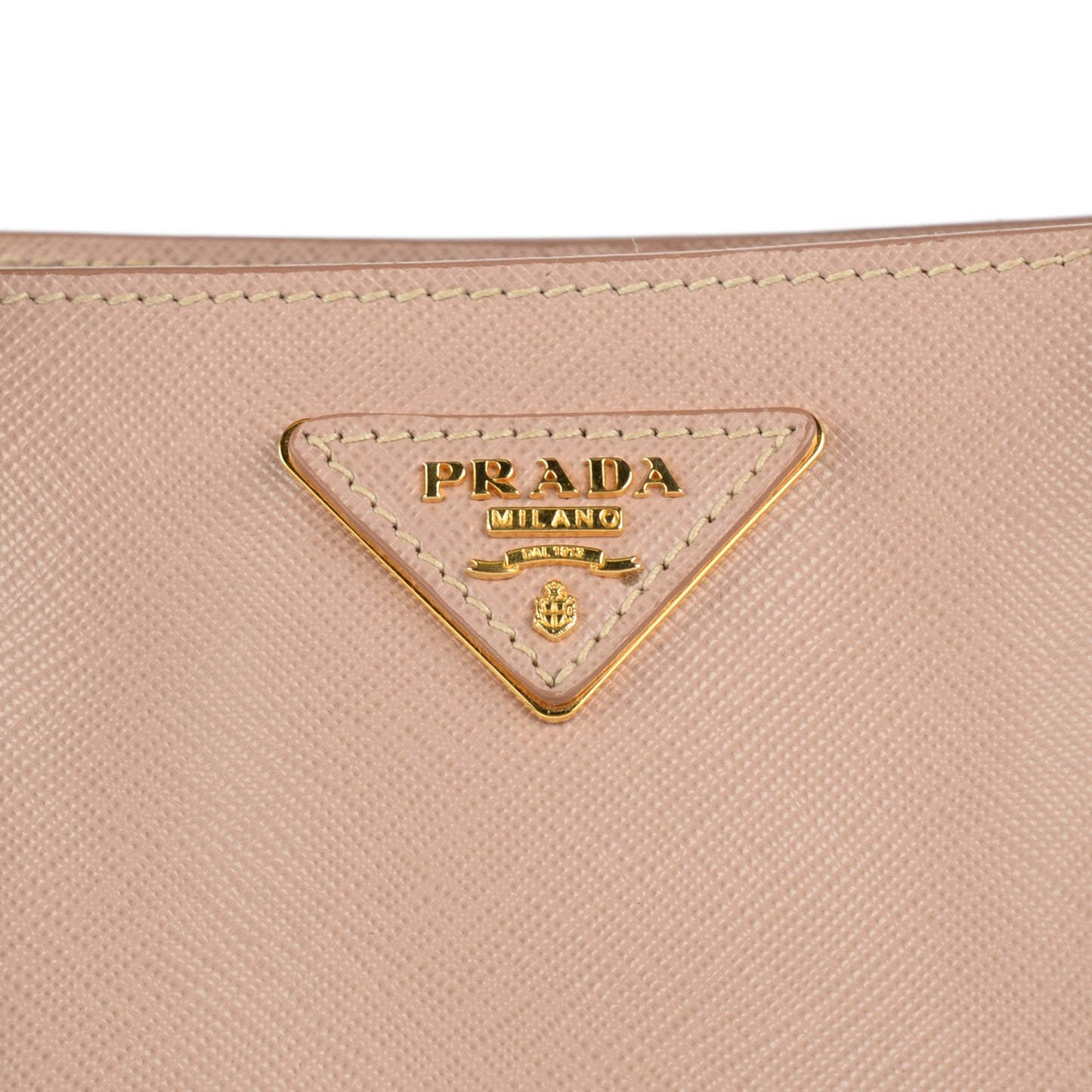 Saffiano Lux Medium Tote Cammeo