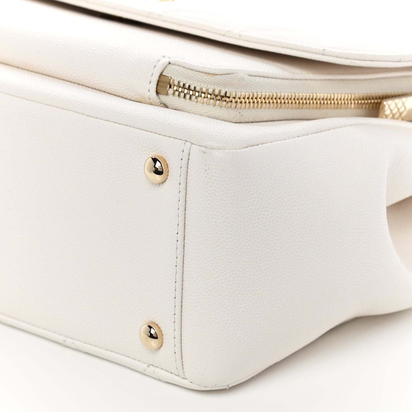 Caviar Quilted Large Business Affinity Flap White