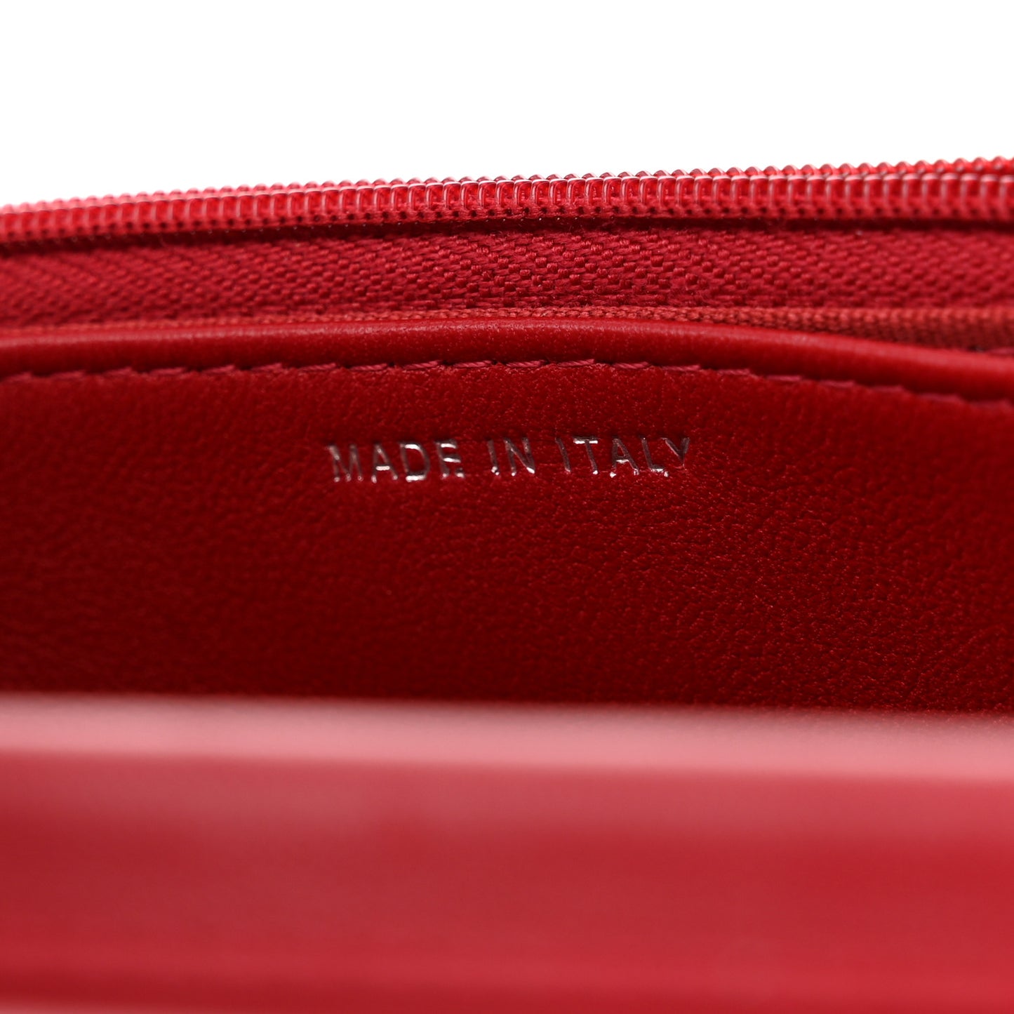 Lambskin Quilted Wallet On Chain WOC Red