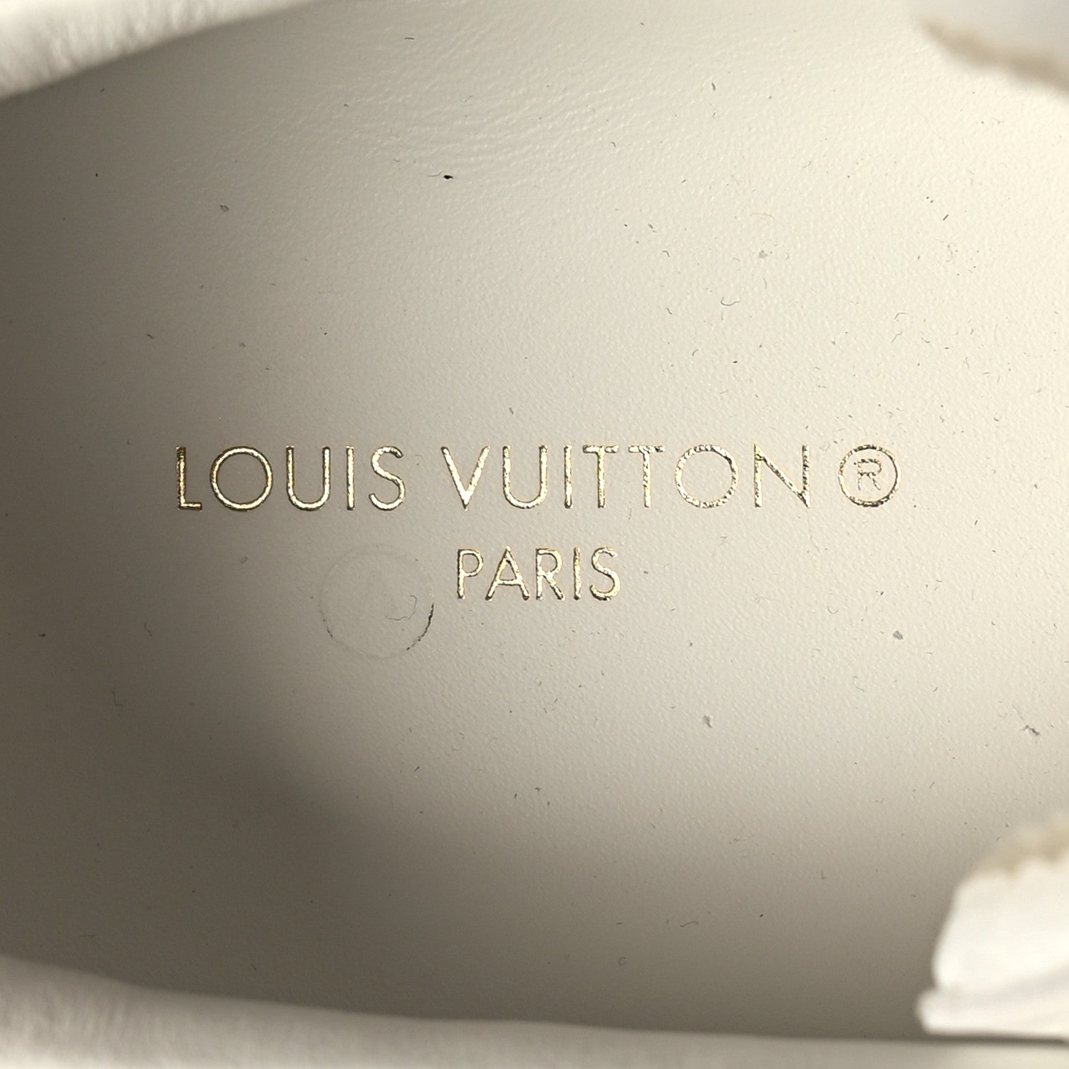 Louis Vuitton Calfskin Mens Luxembourg Samothrace Sneakers 9.5 White Yellow Green 8 of 8