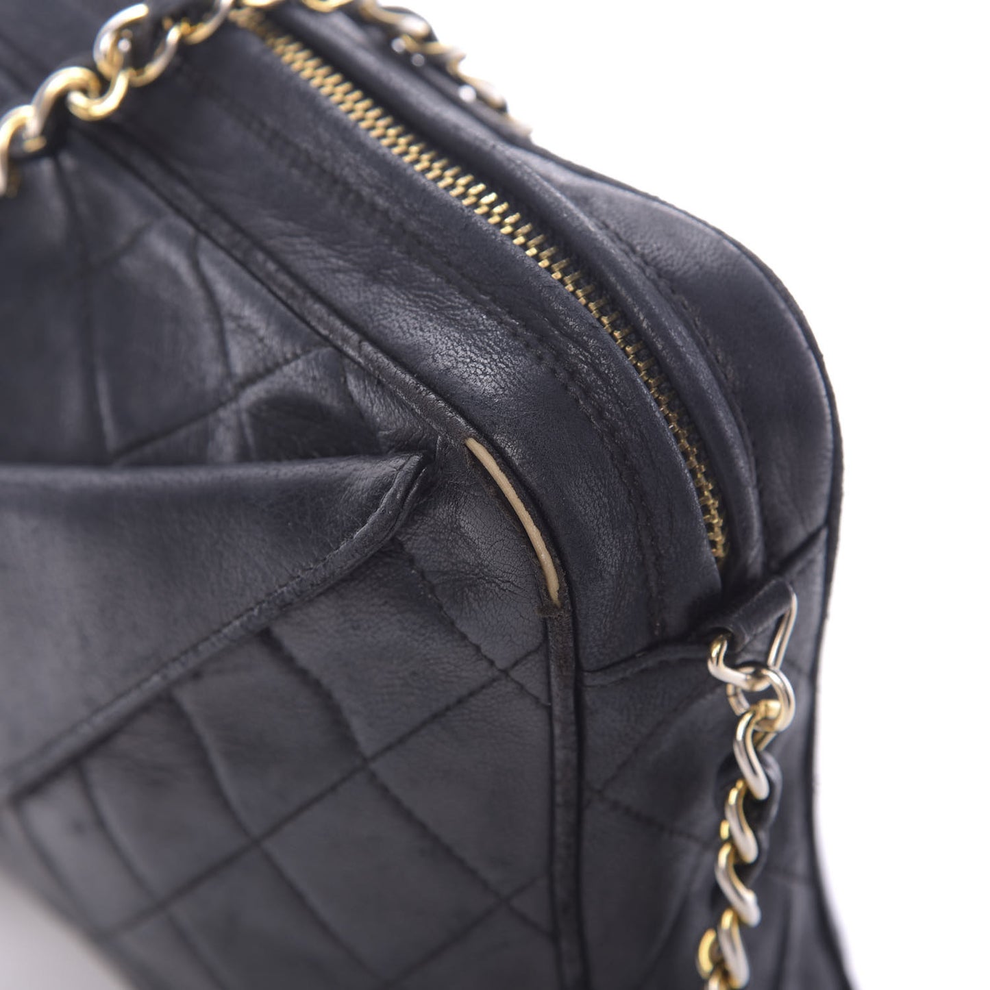 Lambskin Quilted Flap Tassel Camera Case Black