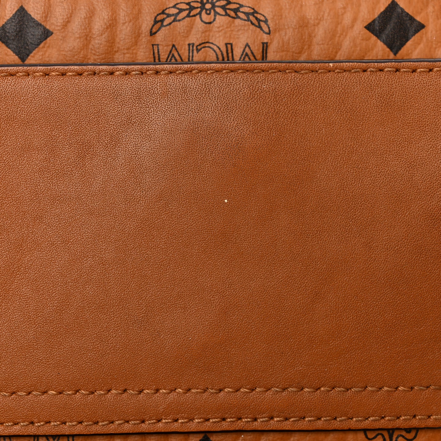 Visetos X-Mini Aren Crossbody Bag Cognac