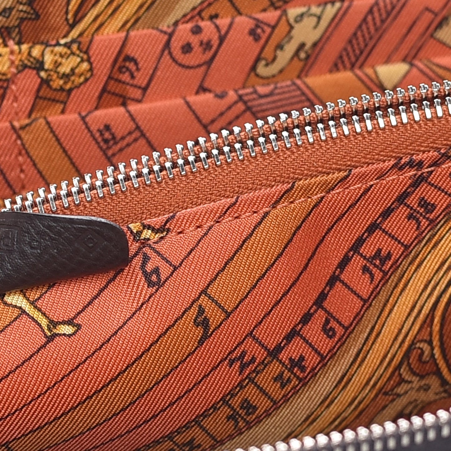 Epsom Silk'In Wallet Graphite Potiron