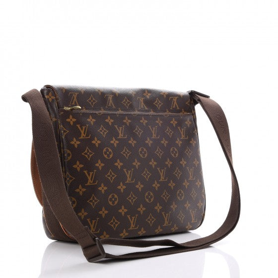 Louis Vuitton Monogram Beaubourg MM Messenger Bag 3 of 7