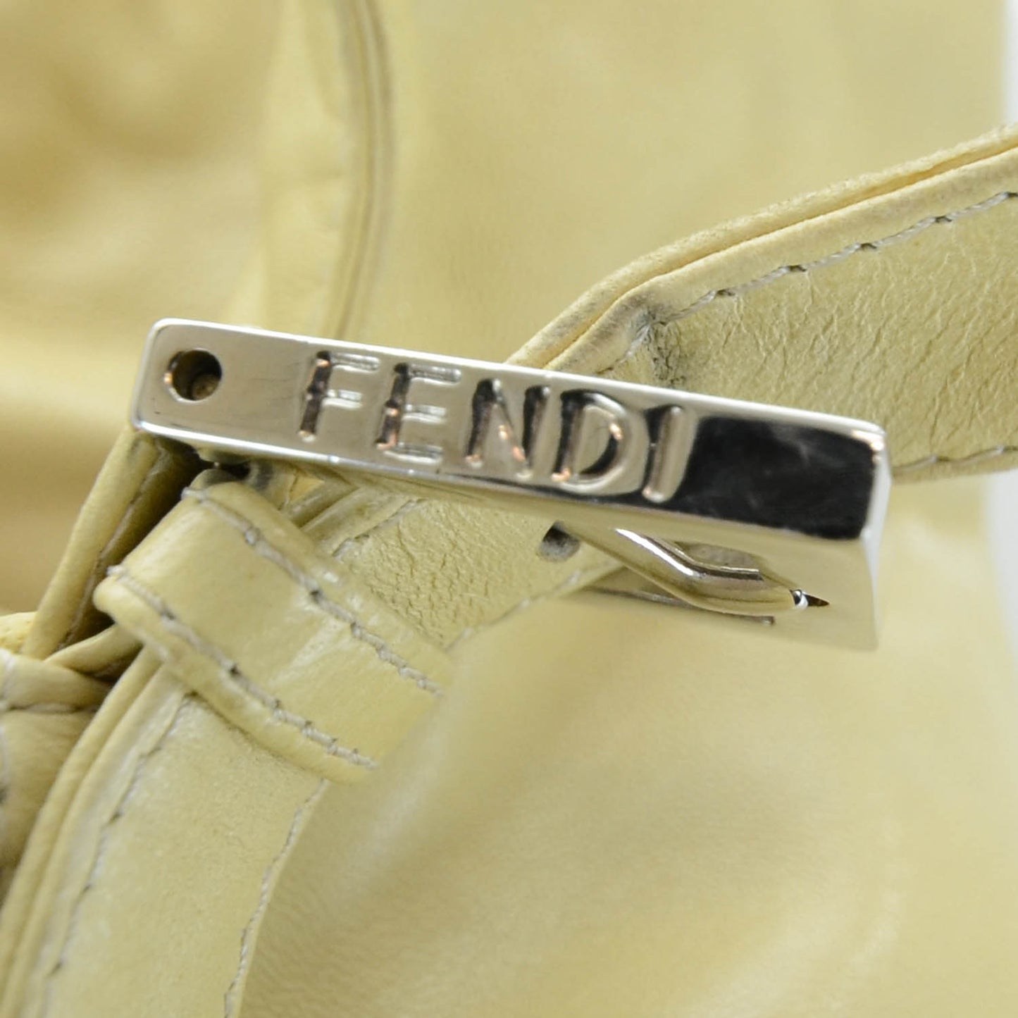 Leather Baguette Beige