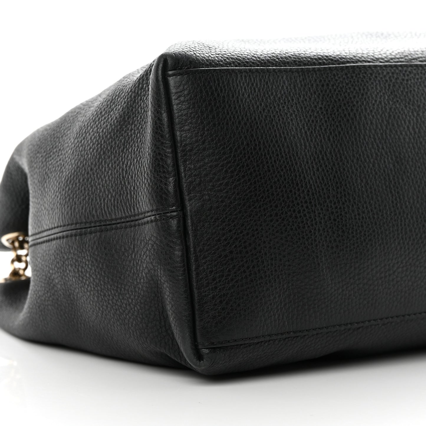 Pebbled Calfskin Large Soho Chain Shoulder Bag Black