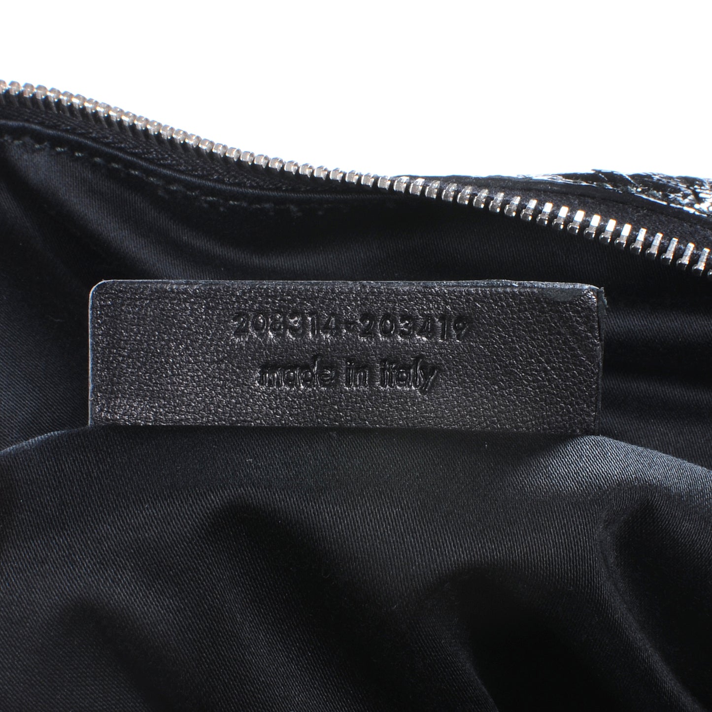 Embossed Patent Medium Easy Sac Black
