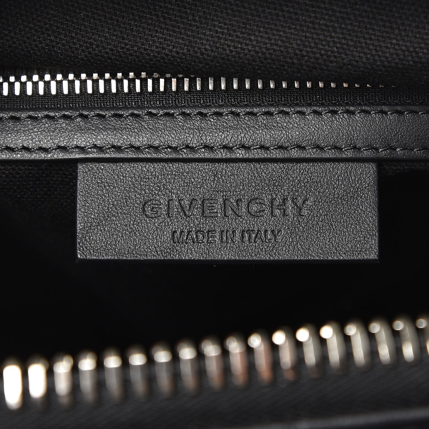 Calfskin Suede Small Studded Chevron Antigona Black