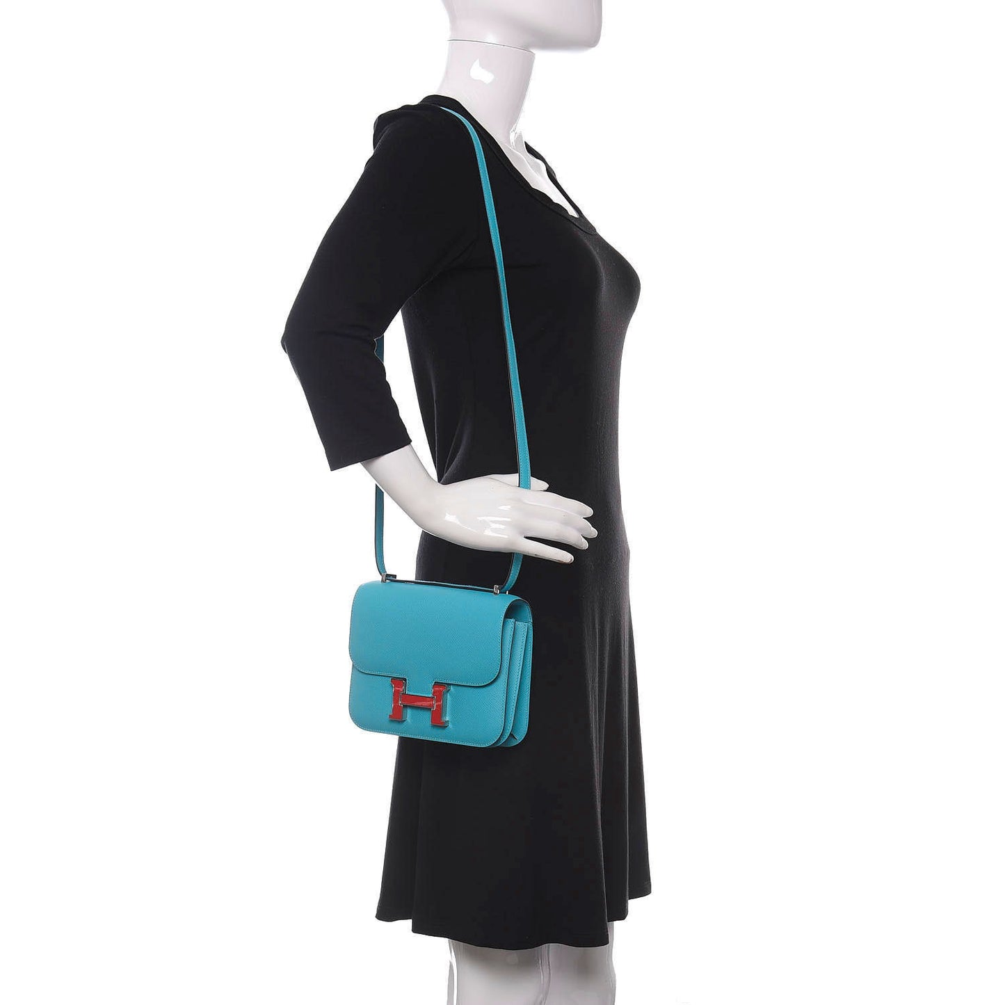 Epsom Constance 18 Bleu Du Nord Rouge De Coeur