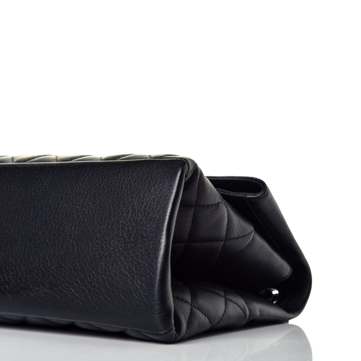 Distressed Calfskin Hamptons Flap Black