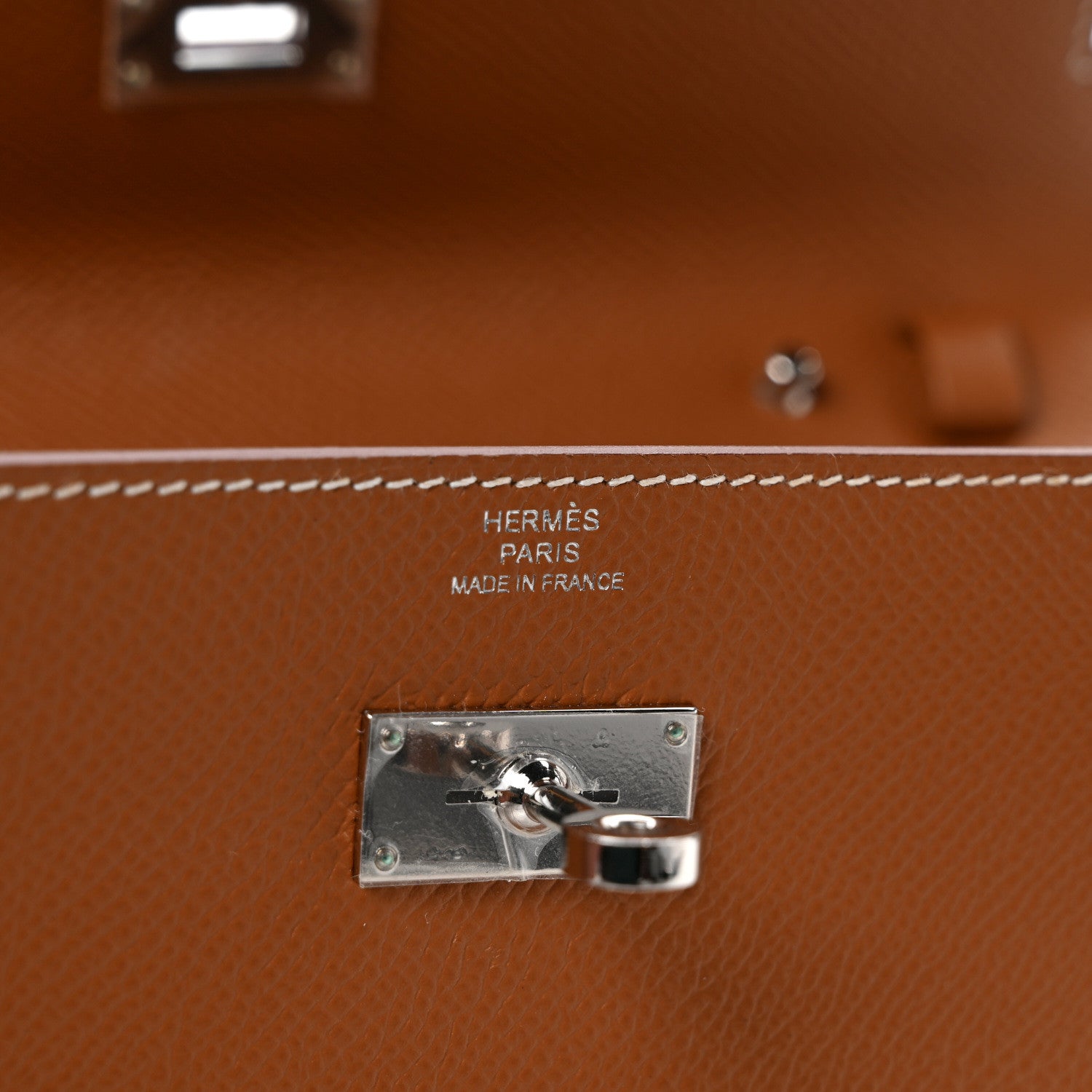 Hermes Epsom Kelly Wallet To Go Gold 6 of 9
