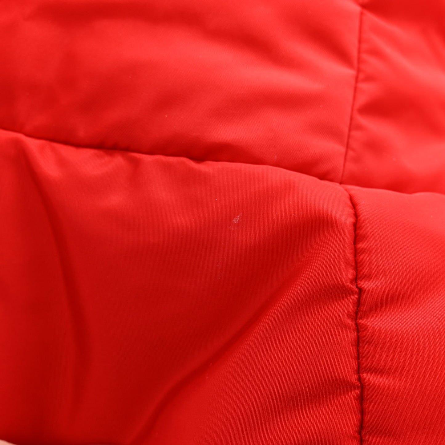 Re-Nylon Metal Triangle Logo Mens Padded Bucket Hat M Rosso