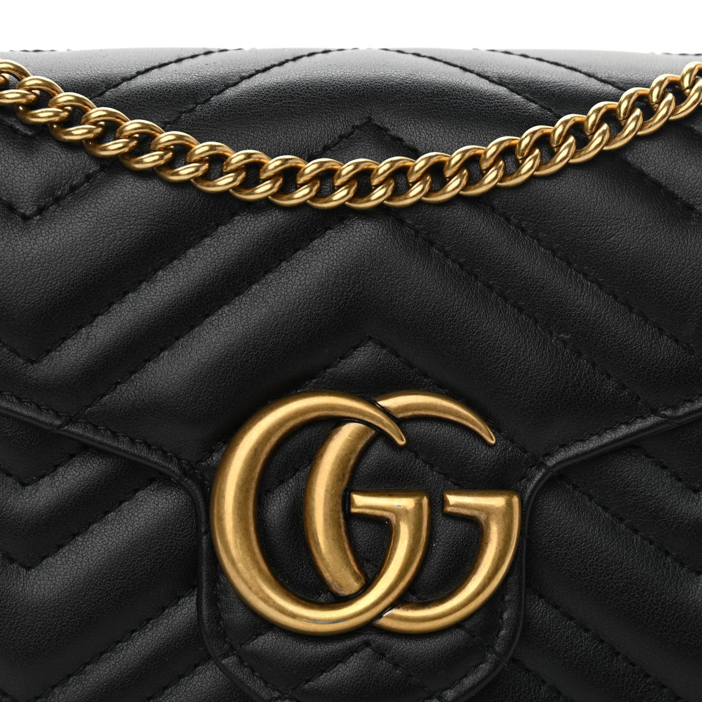Calfskin Matelasse GG Marmont Chain Wallet Black