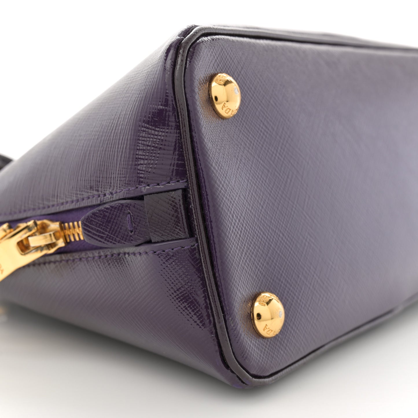 Saffiano Vernice Small Promenade Tote Viola