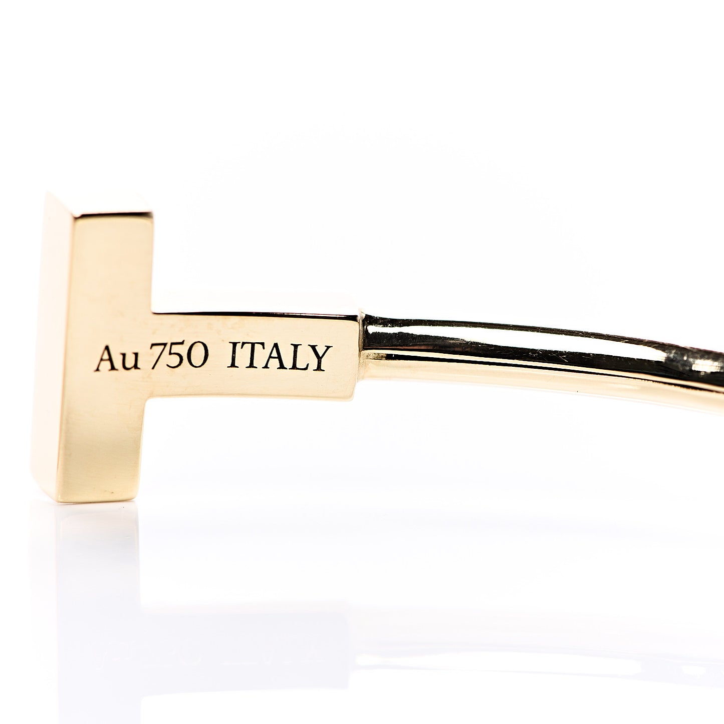 18K Yellow Gold Turquoise T Wire Bracelet