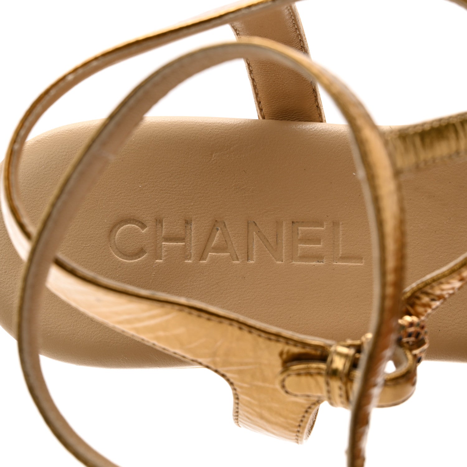 Chanel Laminated Lambskin Enamel CC Thong Sandals 38.5 Golden 8 of 10