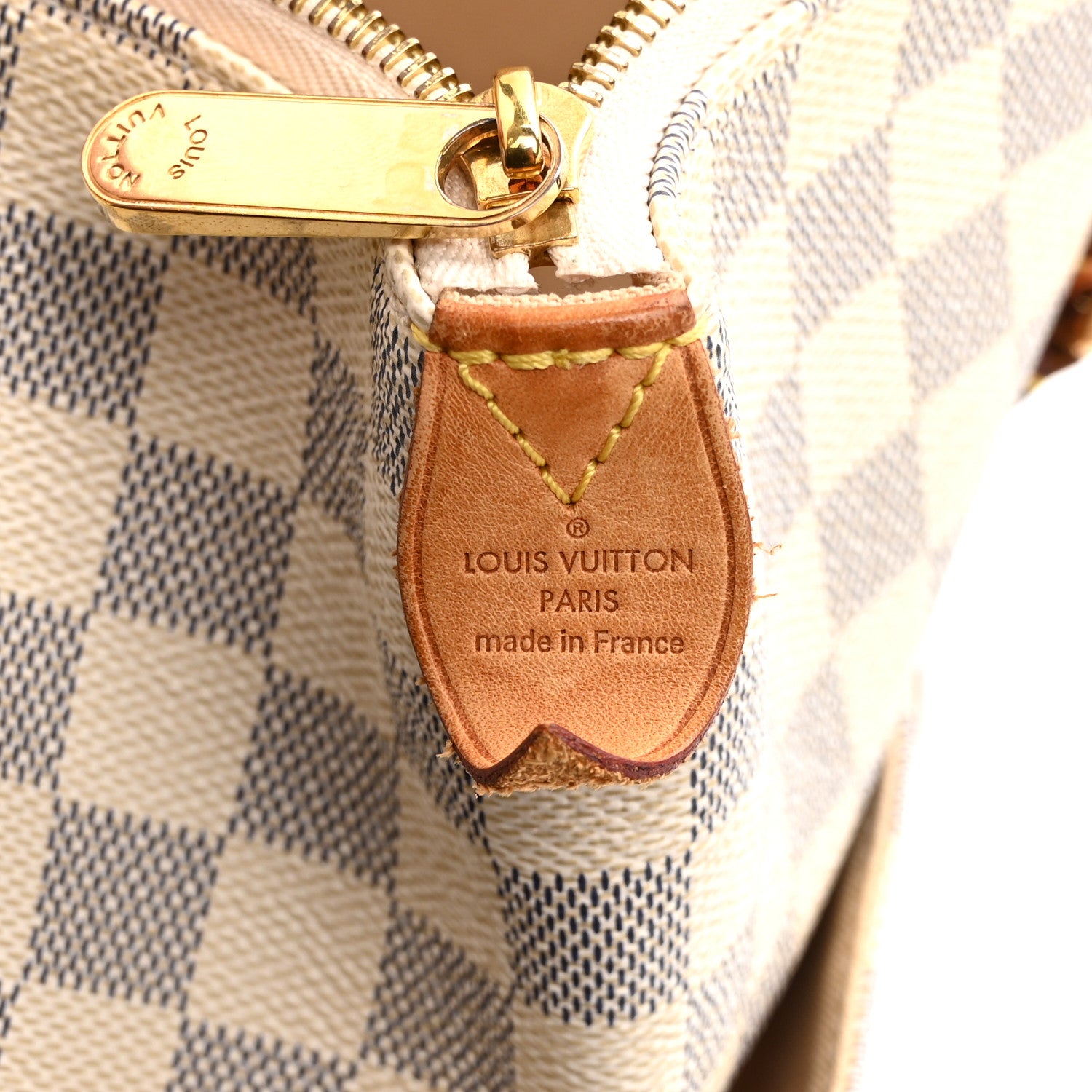 【とらさら】Louis Vuitton ベージュ バッグ Louis Vuitton Damier Azur Braided Neonoe BB Pink 1622290