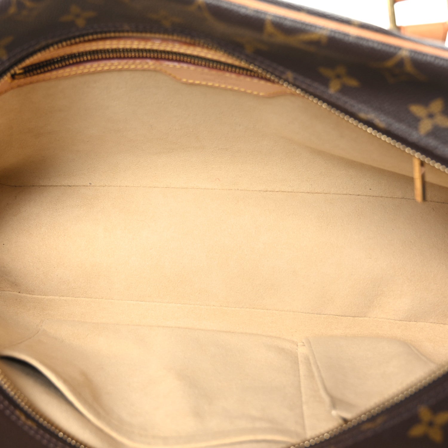 Louis Vuitton Monogram Cite GM 5 of 8