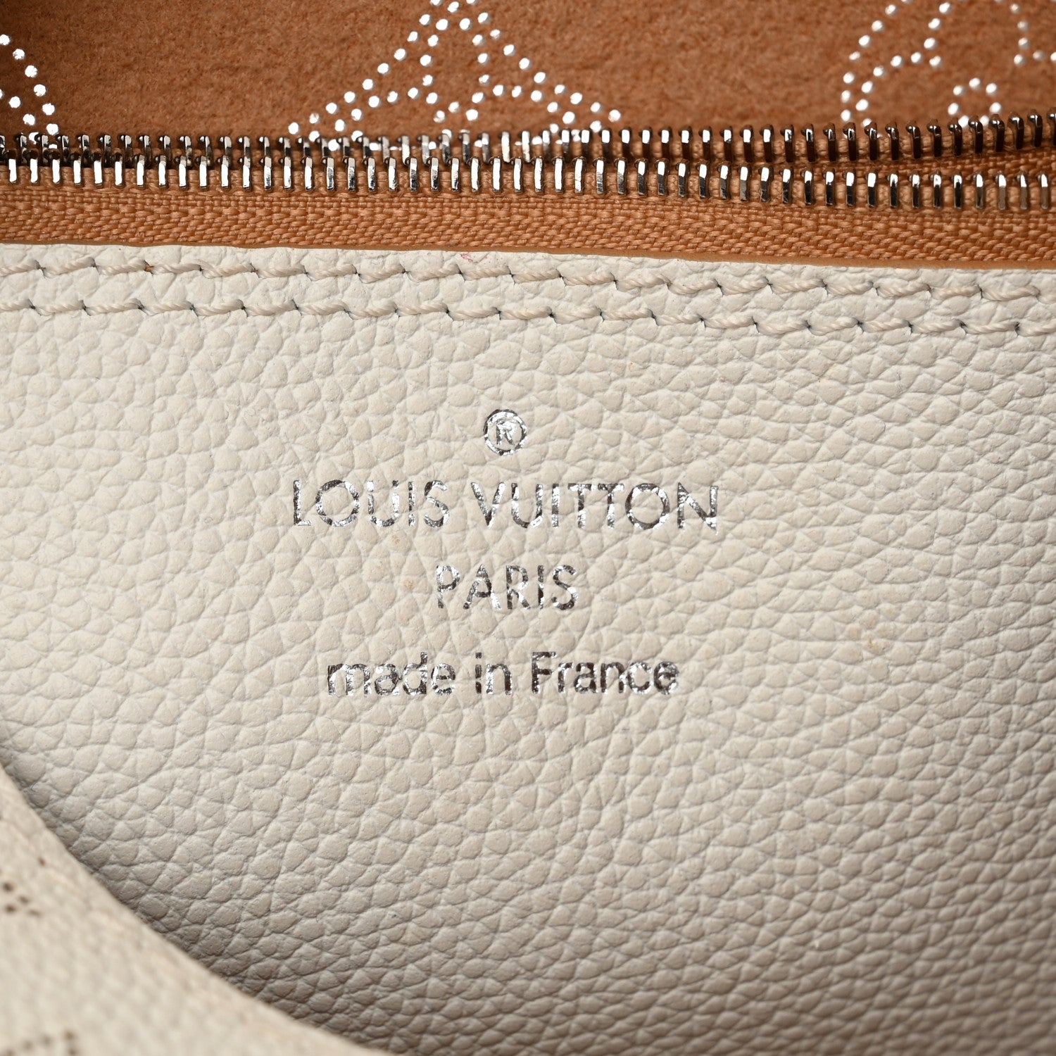 Louis Vuitton Mahina Carmel Hobo Snow 6 of 12