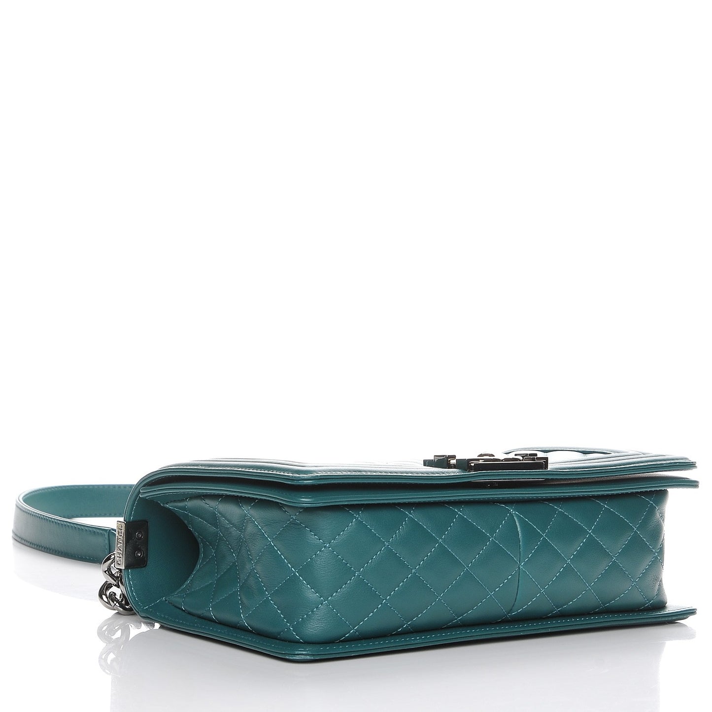 Calfskin Chevron Quilted Medium Boy Flap Green