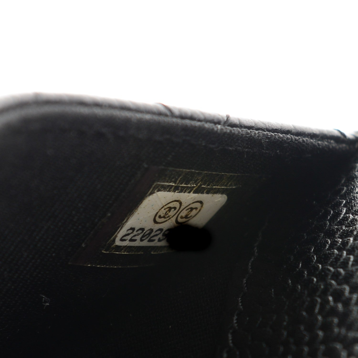 Chanel Caviar Quilted Card Holder Black 7 of 7
