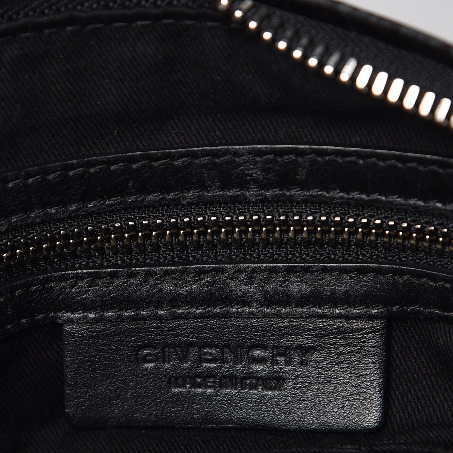 Calfskin Crocodile Embossed Small Pandora Black