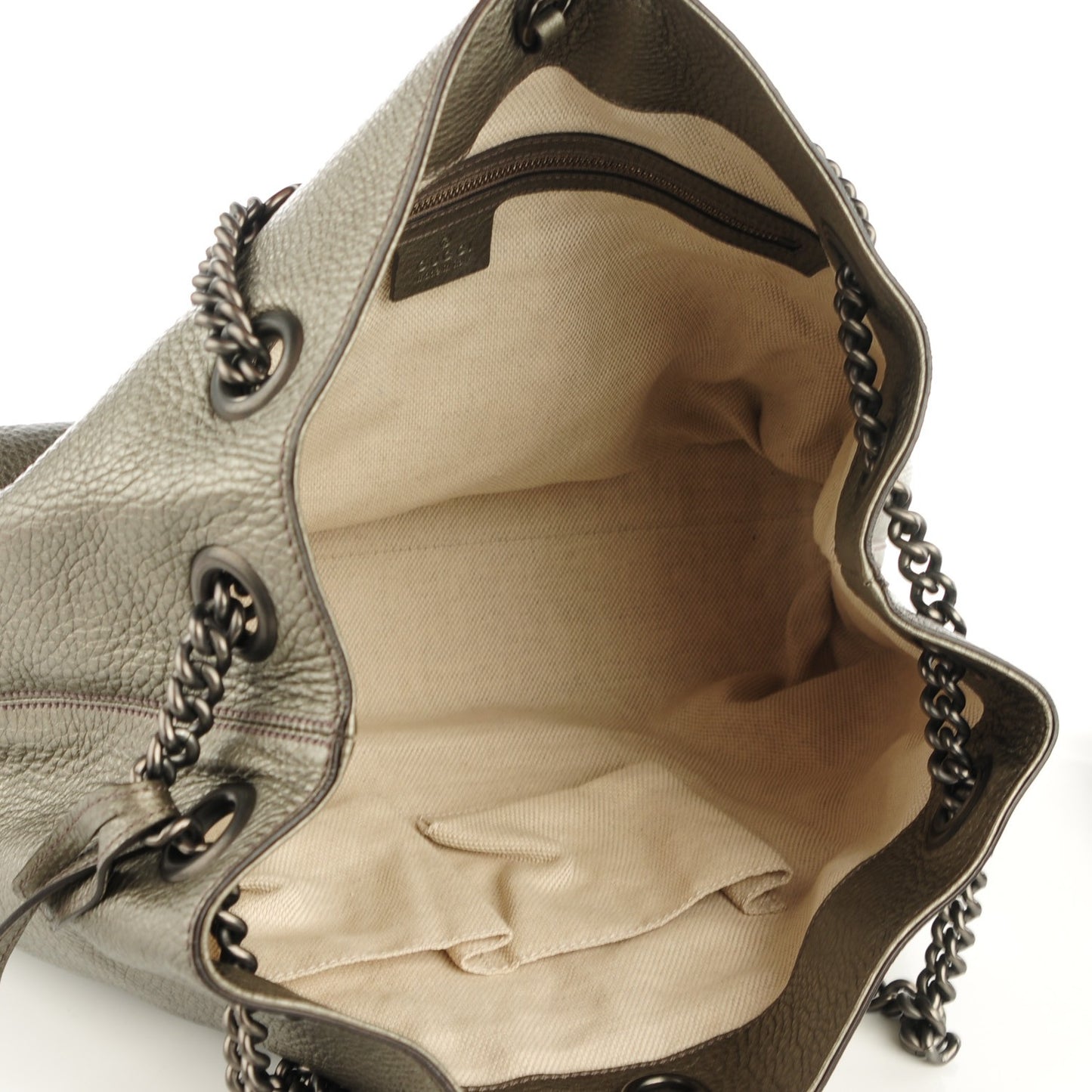 Metallic Pebbled Calfskin Medium Soho Chain Shoulder Bag Sasso