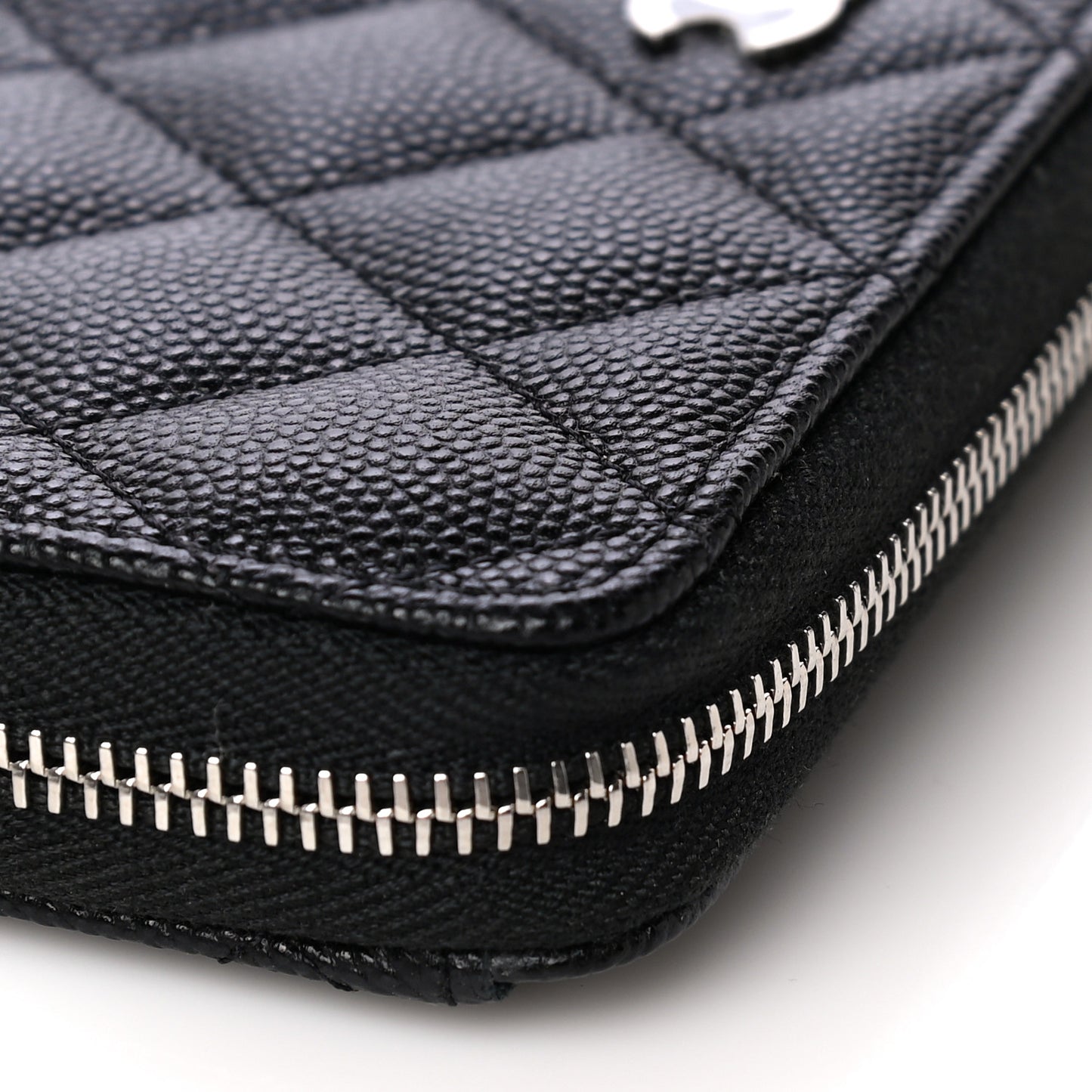 Caviar Quilted Medium Zip Around Wallet Black