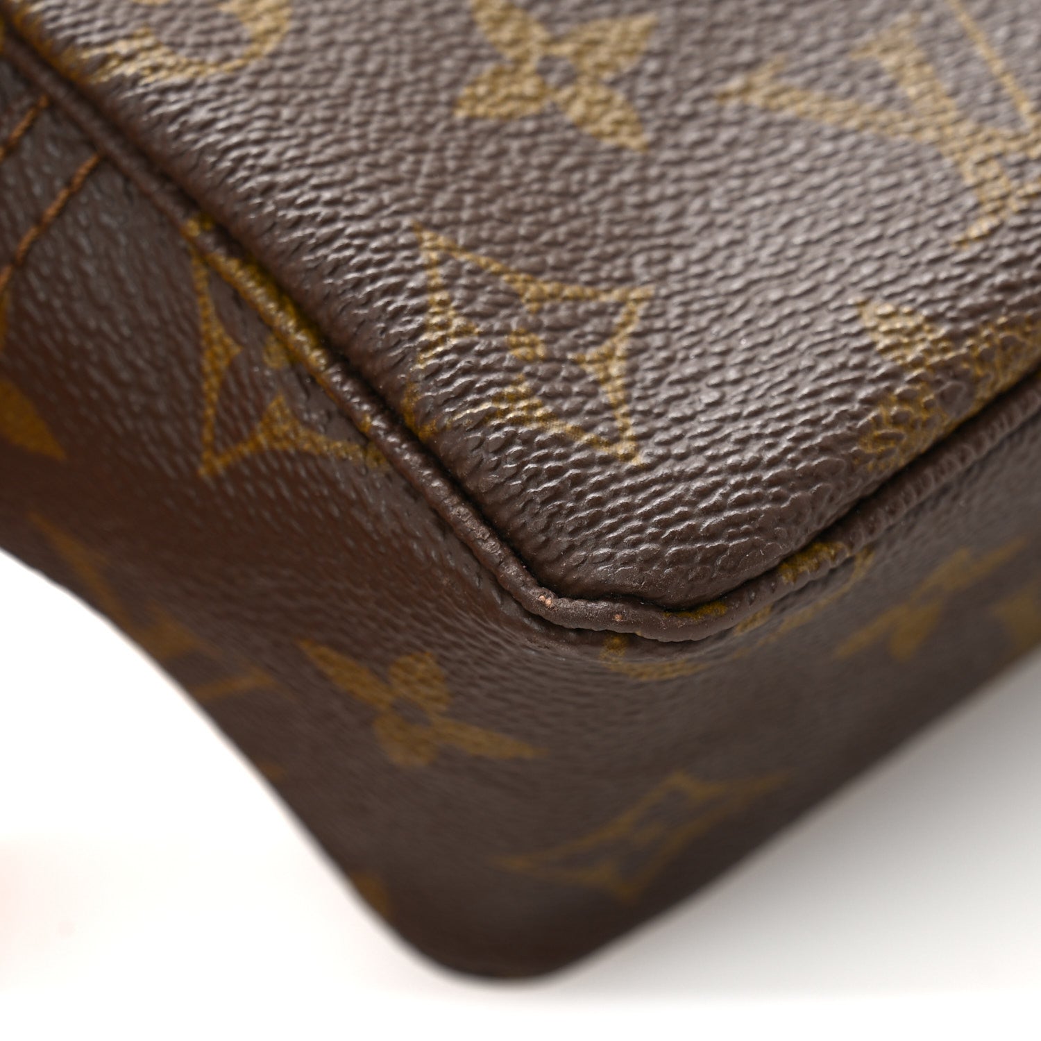 Louis Vuitton Monogram Trousse Toilette 19 8 of 9