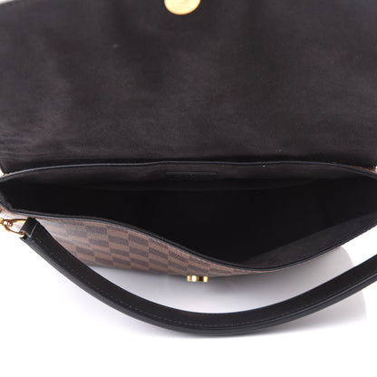 Louis Vuitton Damier Ebene Beaubourg MM 5 of 11