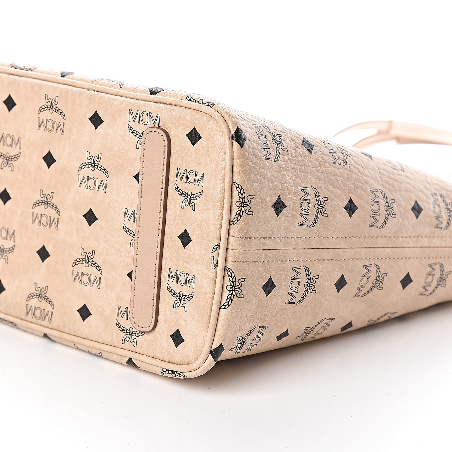 Visetos Medium Rabbit Top Zip Shopper Tote Beige