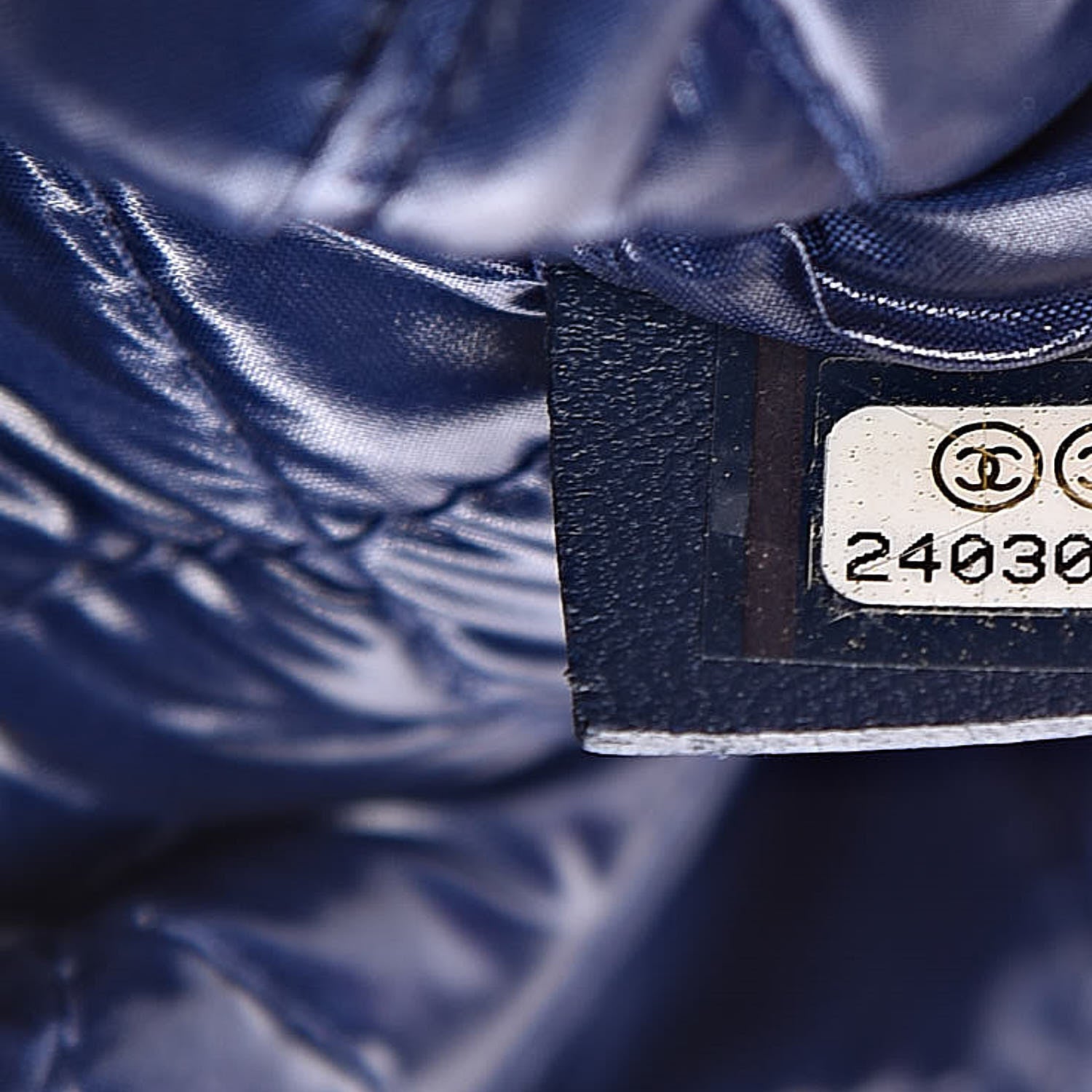 Chanel Lambskin Quilted Large Boy Cosmetic Case Navy 7 of 7